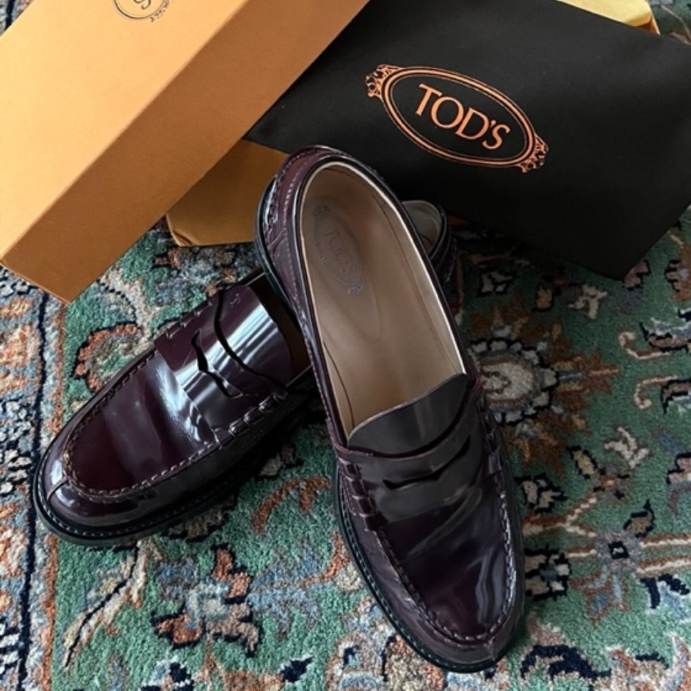 Women's TOD'S Burgundy Leather Loafers